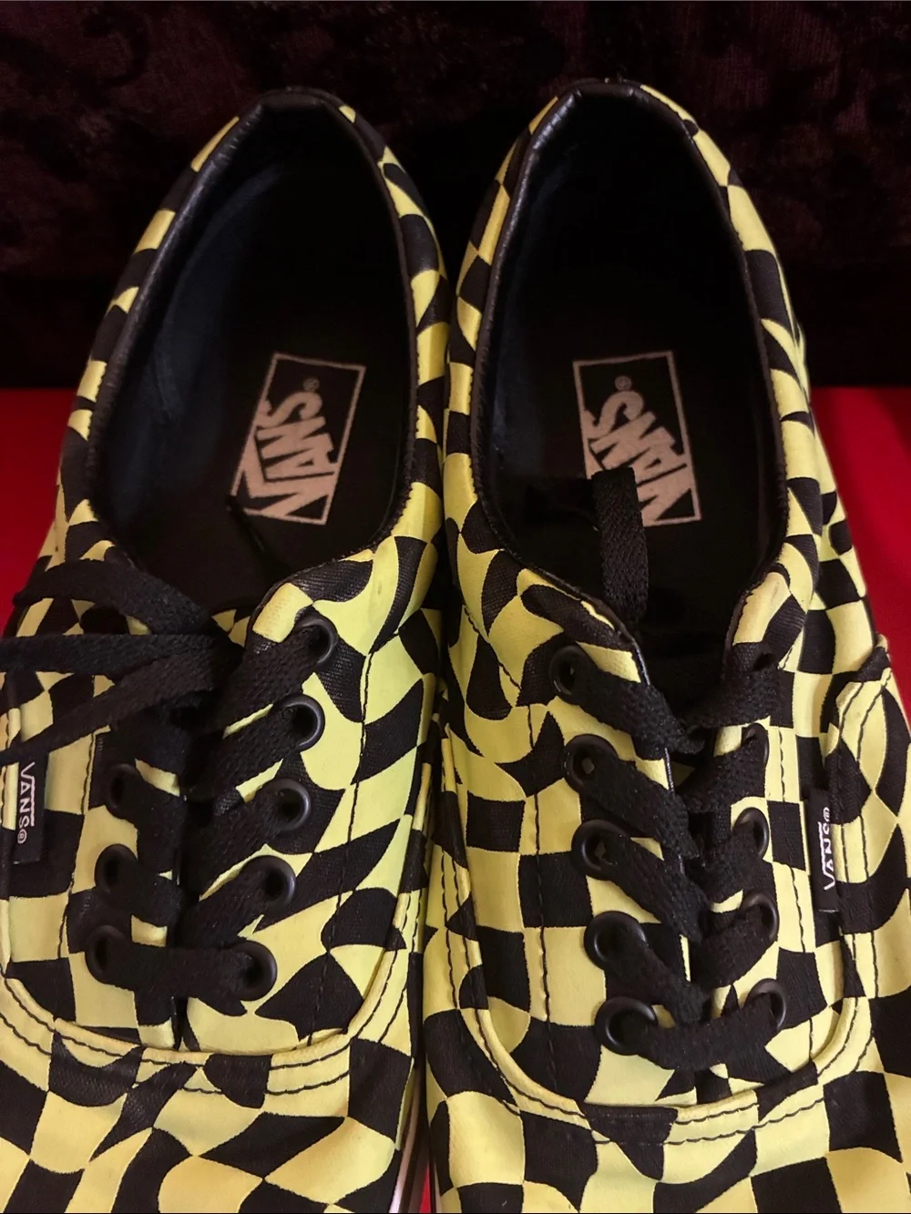 Vans Checkerboard Low-Top Sneakers Neon acid green/Black glow in the dark mens 9